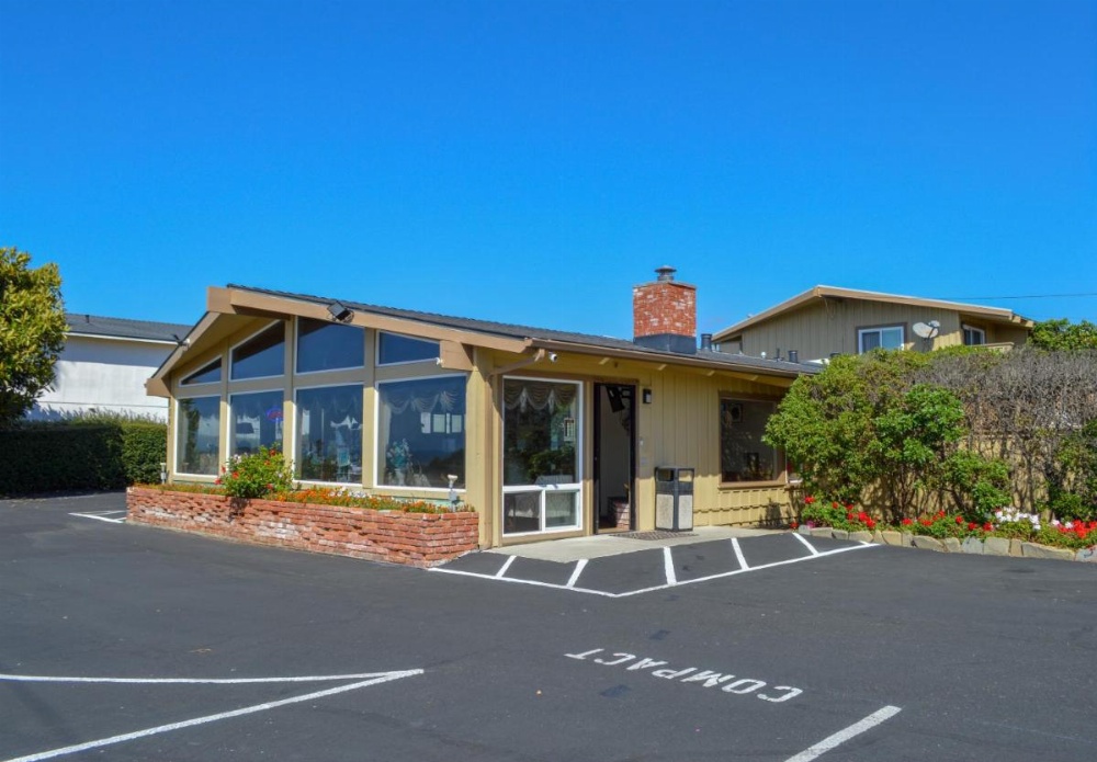 Silver Surf Motel Image 15
