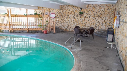 Silver Surf Motel image 19