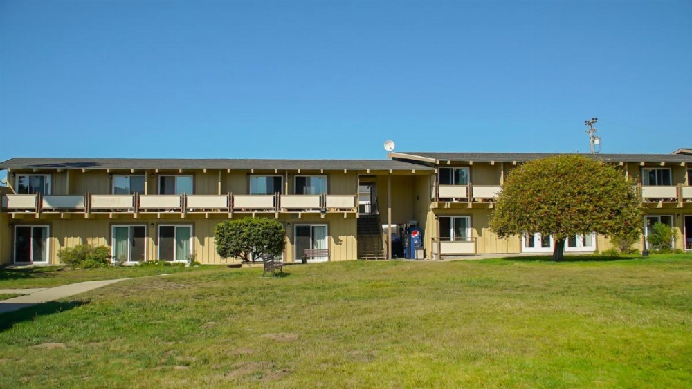 Silver Surf Motel Image 23