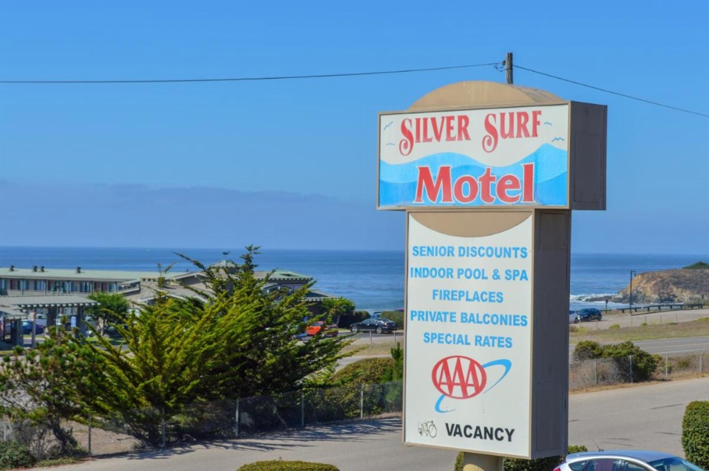 Silver Surf Motel Image 24