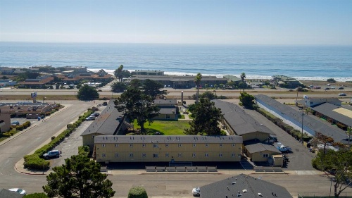 Silver Surf Motel image 8